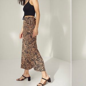 Aritzia Faun Pants Animal Prints XXS.